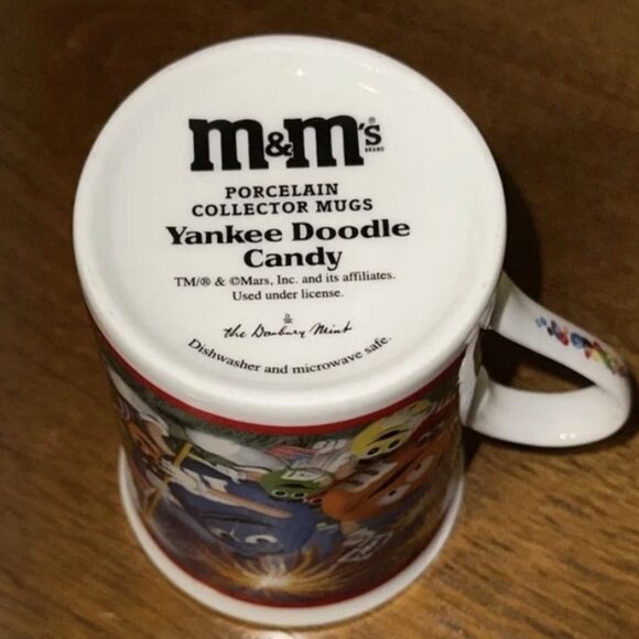 4 Danbury M&M's Collectors Mugs - Picture 16 of 16